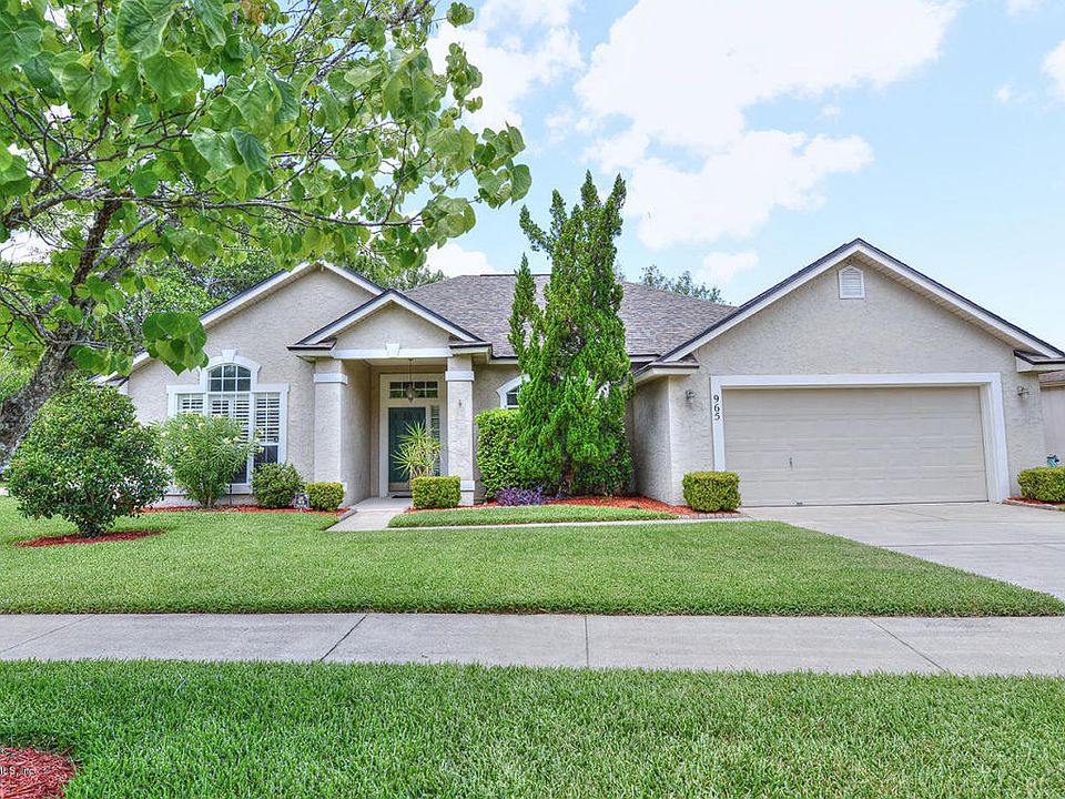 1st image of 965 Staveley Dr W