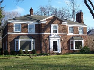 3125 Laurel Rd, Shaker Heights, OH 44120