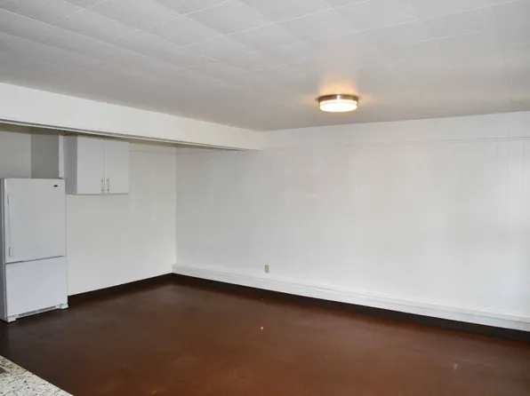 105 Lake Dr #1, San Bruno, CA 94066