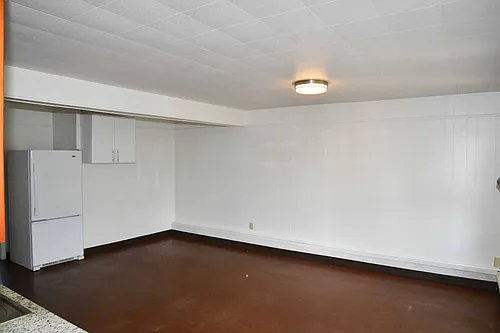 105 Lake Dr #1 Photo 1