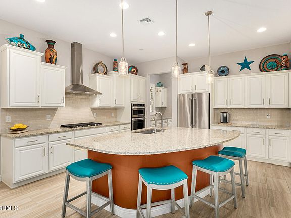 3rd image of 8144 W Silver Spring Way