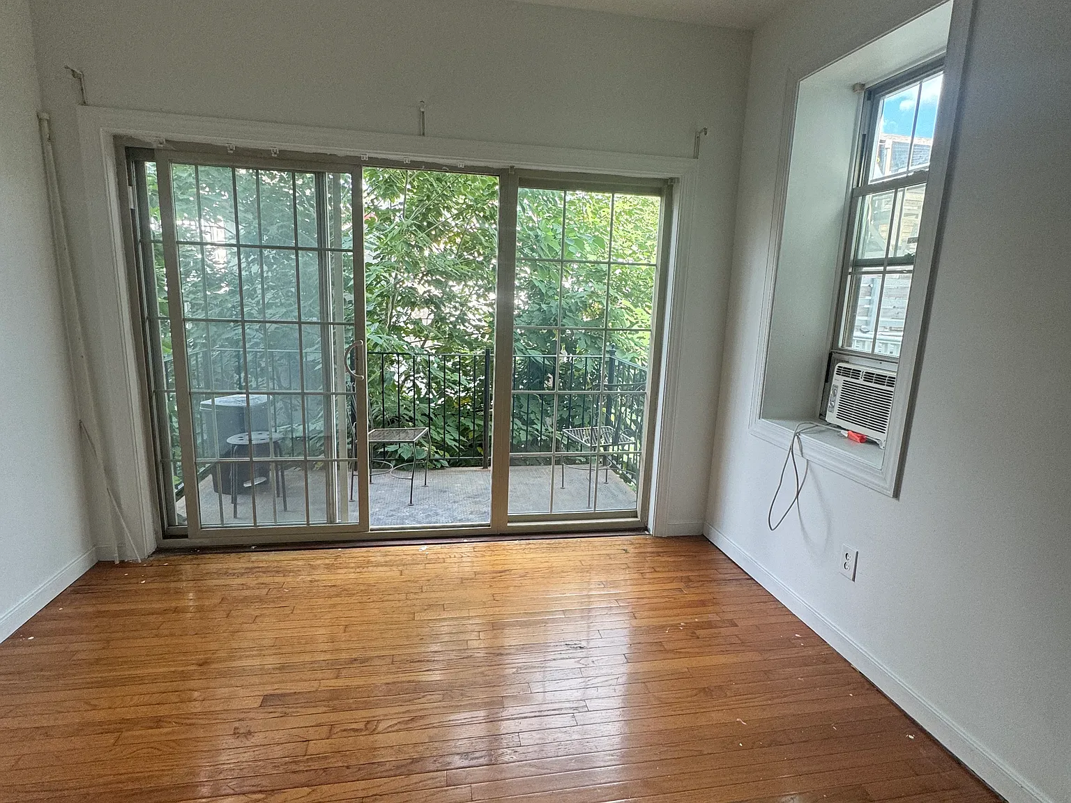 Studio, 500 sqft, $875 — Photo 3