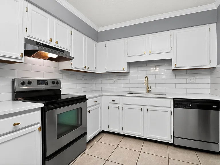 6510 Clavell Ln #B — Photo 14