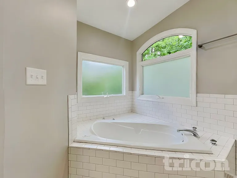 2309 Pastille Ln — Photo 15