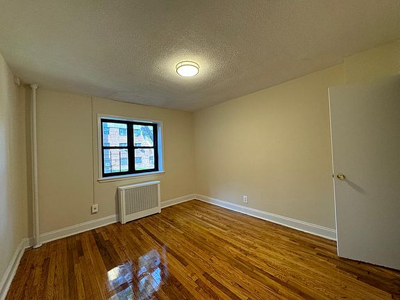 5th image of 21-14 21st Ave #3A