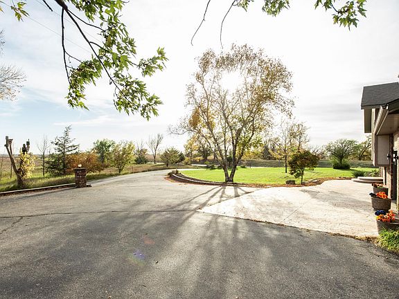 2nd image of 40498 County Road 168