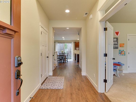 3rd image of 3090 Remington Dr