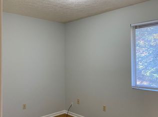 1910A Fletcher Ave, Radford, VA 24141