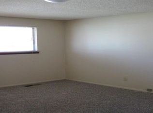 55 Kampfer Dr, Glasgow, MT 59230