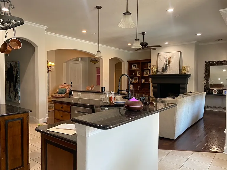 8305 Southridge Ct — Photo 11