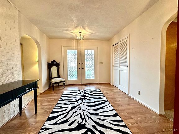 3rd image of 5141 Potomac Dr