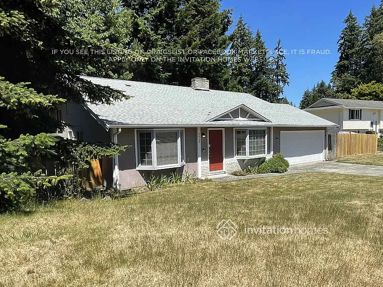 2409 Birch Ave — Photo 3