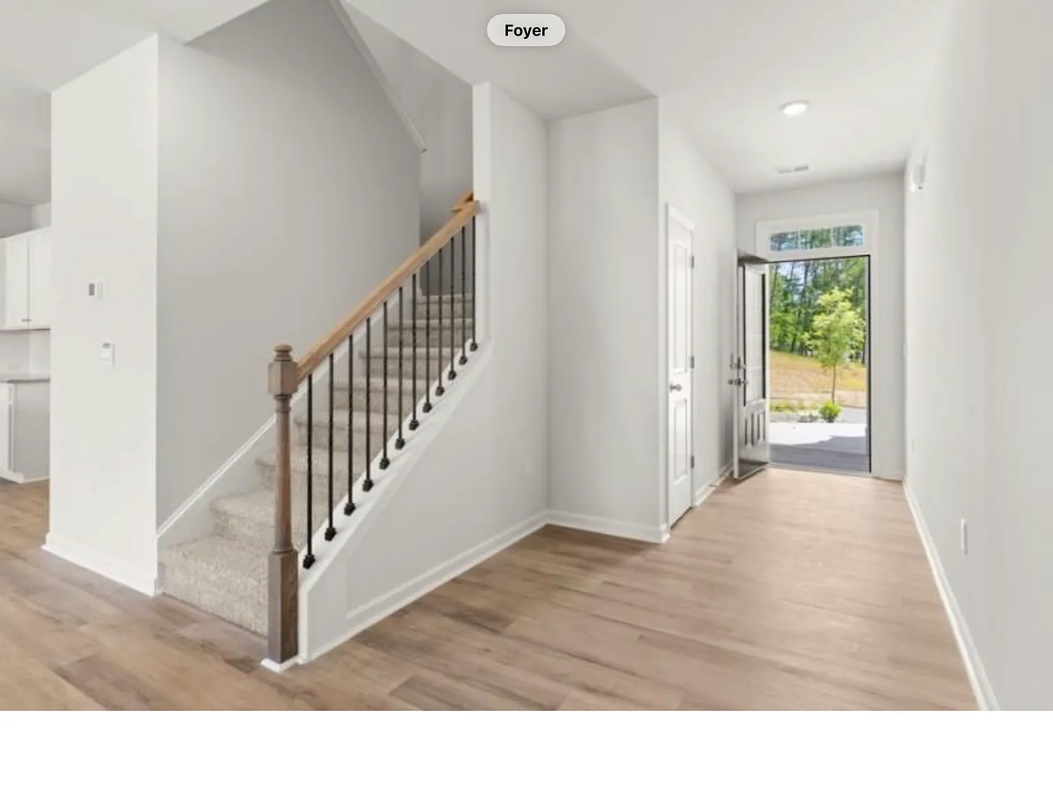 3 bed, 2.5 bath, 2105 sqft, $2,350 — Photo 4