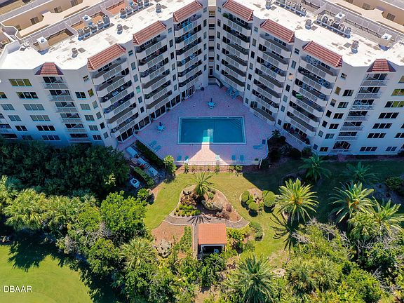 5th image of 3 Oceans West Blvd APT 6D6