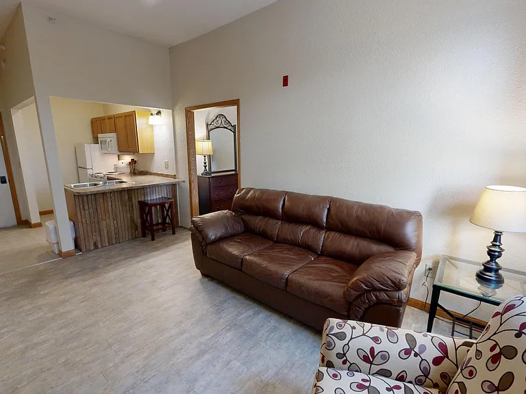542 Benson Ave SW #206 — Photo 1