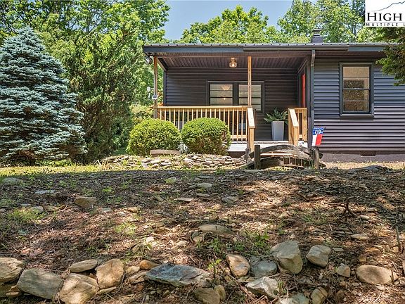 5th image of 120 Valley Creek Lane
