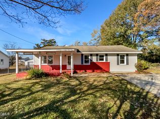 5142 Meadowbrook Dr, Fayetteville, NC 28304