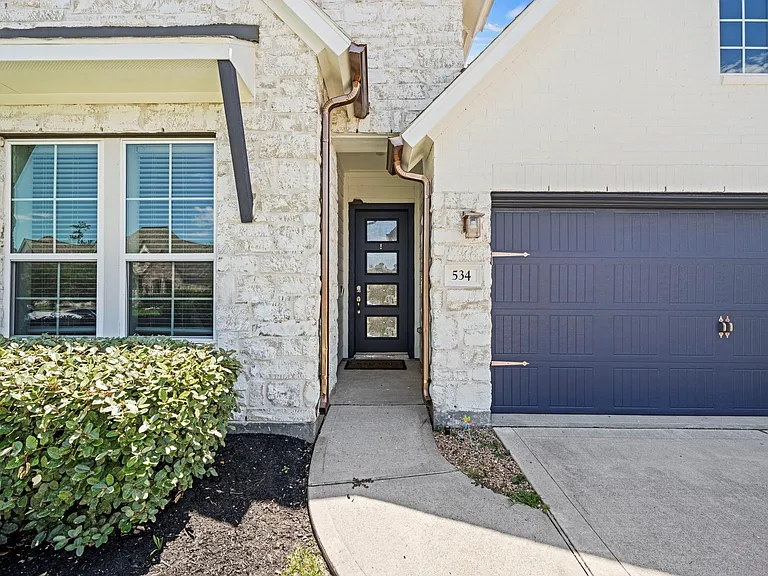 534 Cedar Harbor Ct — Photo 5