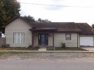 201 S Walnut St, Bernie, MO 63822