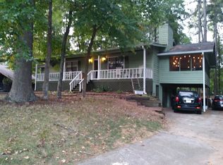 4851 Port Dr, Douglasville, GA 30135