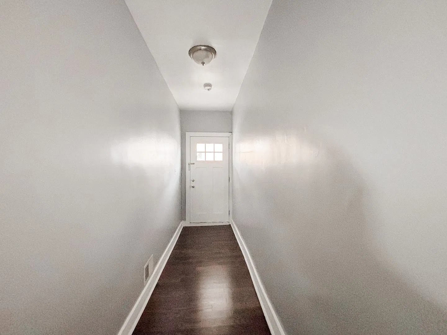 272 W Runyon St — Photo 4