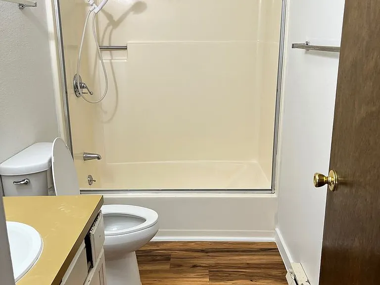 509 N Black Ave #1-8 — Photo 11