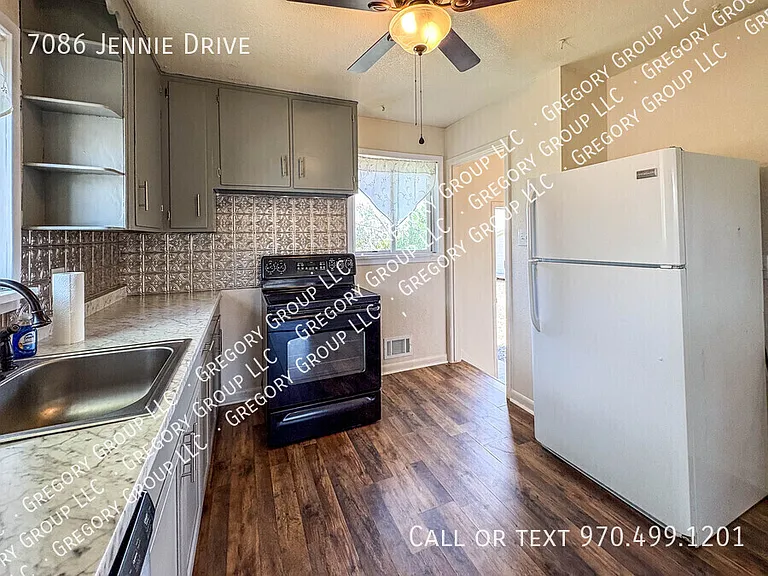 7086 Jennie Dr — Photo 5