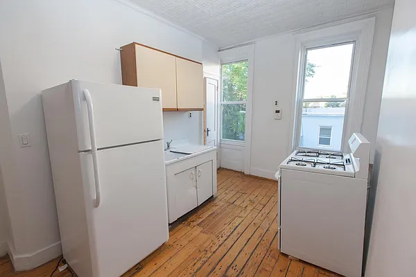 Rented by Voro NYC | media 23