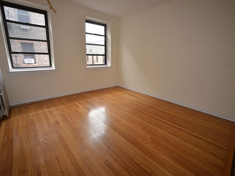 2nd image of 519 W 48th St #10B