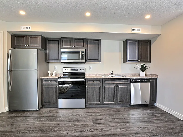4342 E Keller Ave — Photo 6
