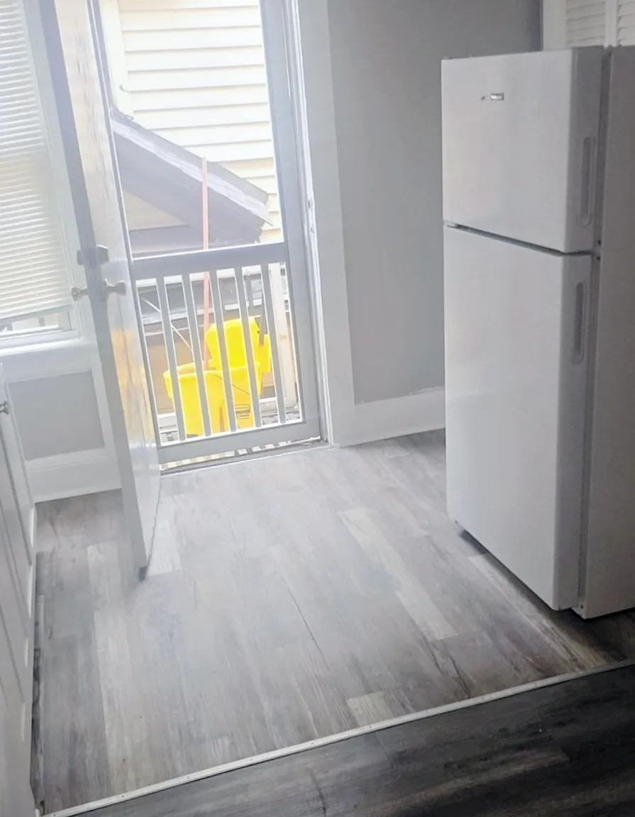 2 bed, $1,600 — Photo 3