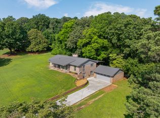 2411 Woolson Rd, Chattanooga, TN 37406