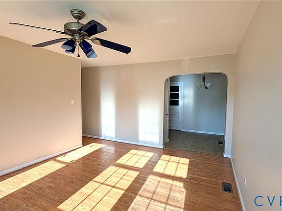 3rd image of 512 Chestnut Ave