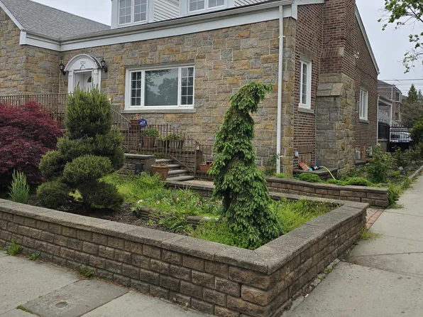 1250 Pelham Pkwy S #B, Bronx, NY 10461