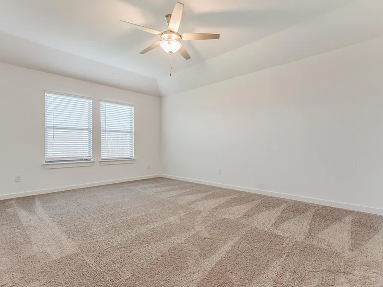 4908 Pebblewood Dr — Photo 17