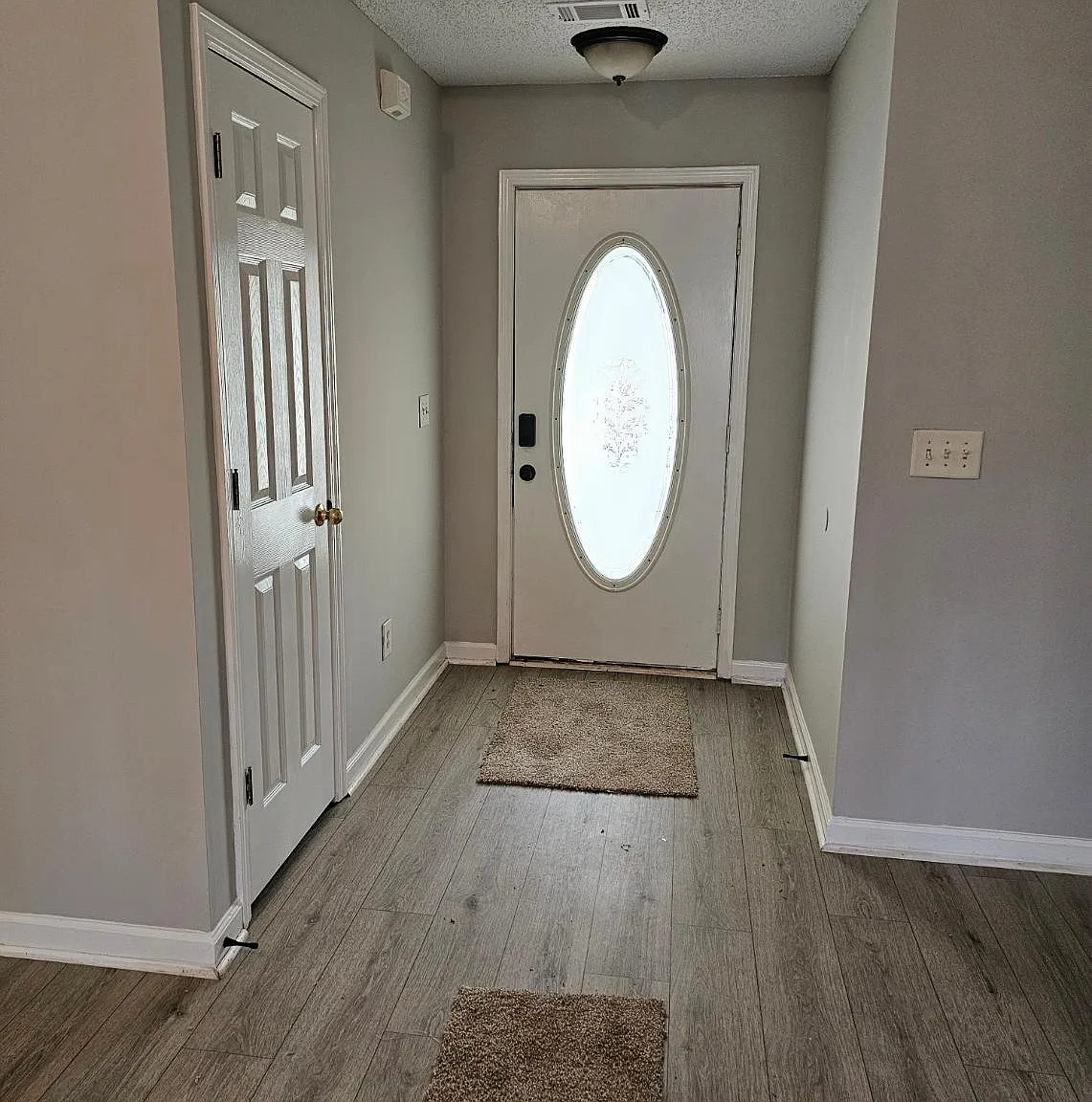 3 bed, 1675 sqft, $1,900 — Photo 3