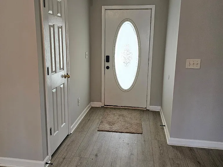 1651 White Oak Dr — Photo 3