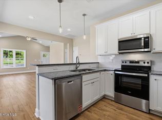 507 E Harnett St, Dunn, NC 28334