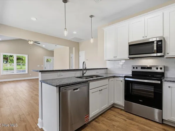 507 E Harnett Street, Dunn, NC 28334