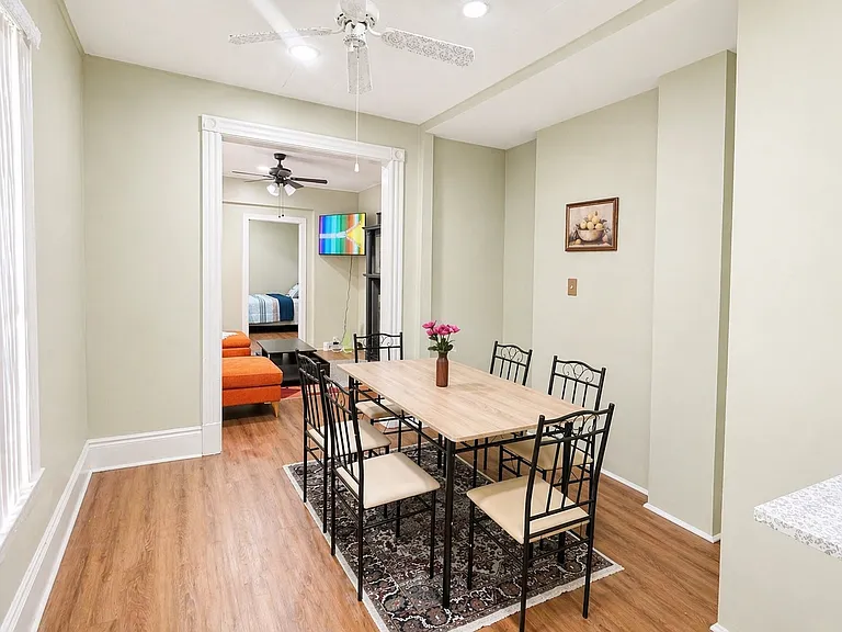 1817 Ontario Ave #1 — Photo 13