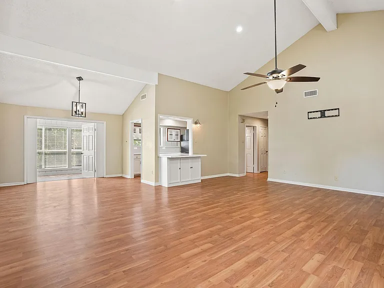 9 Lake View Mnr — Photo 15