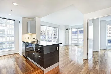 Rented by (Legacy) Elegran