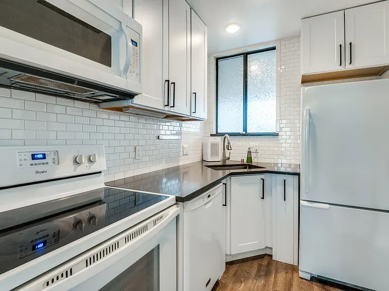3907 Throckmorton St #4 — Photo 3