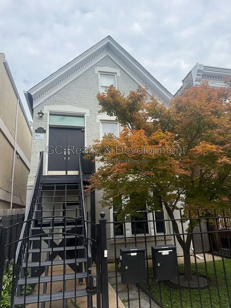 2 bed, 1.0 bath, 800 sqft, $2,750 — Photo 1