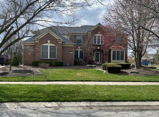 454 Sylvan Dr, Canton, MI