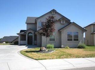 232 E Mikyl Ridge Loop, Nampa, ID 83686
