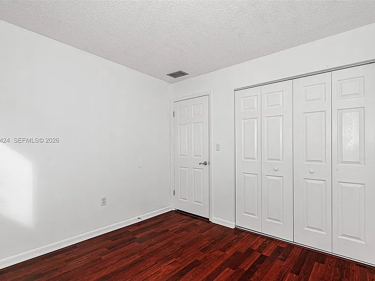 4700 SW 67th Ave #P8 — Photo 22
