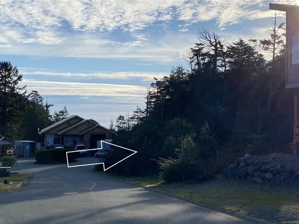 342 Pass Of Melfort Pl, Ucluelet, BC V0R 3A0