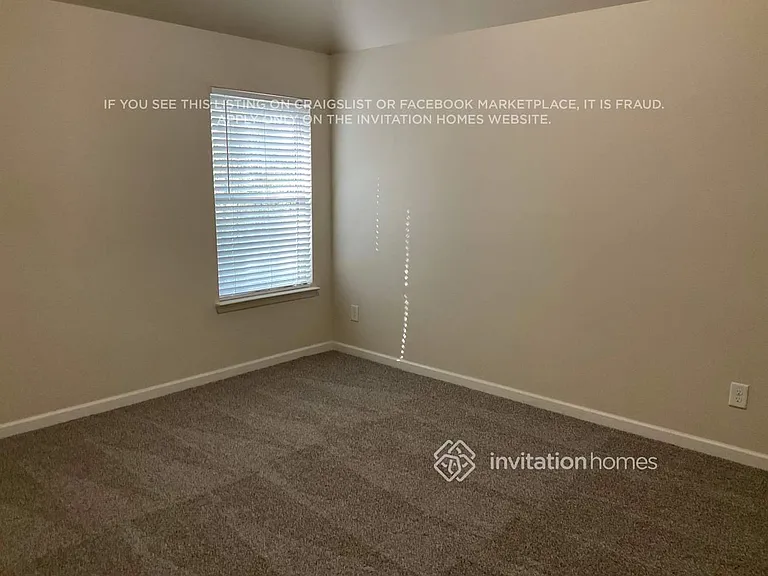 4373 Grove Lake St — Photo 9