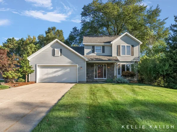 3155 Cascade Rd SE, Grand Rapids, MI 49506
